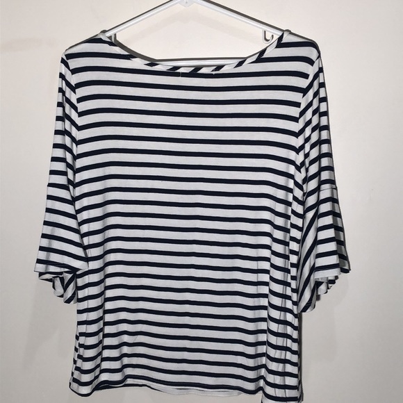 Green Envelope top - Picture 3 of 6